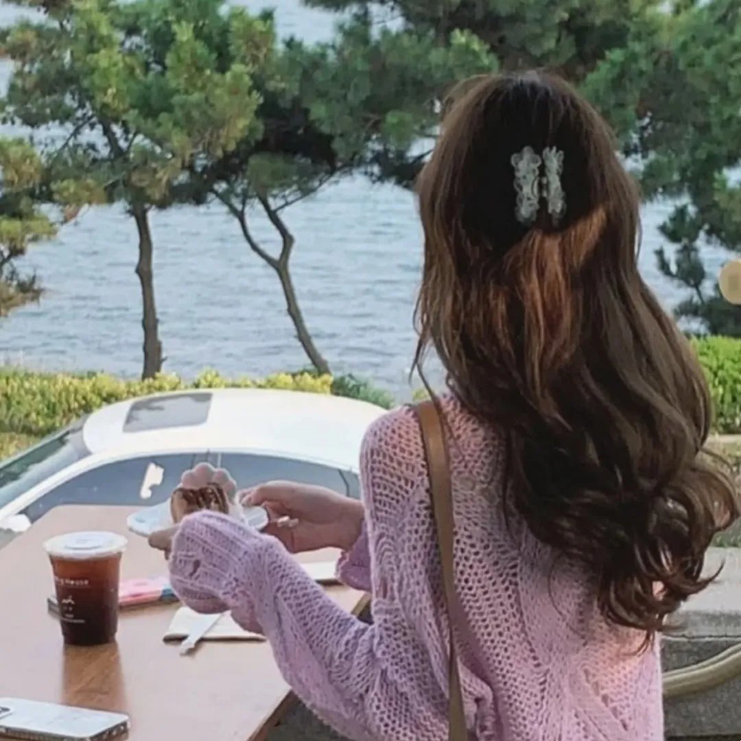 花花公子之千面女陪游